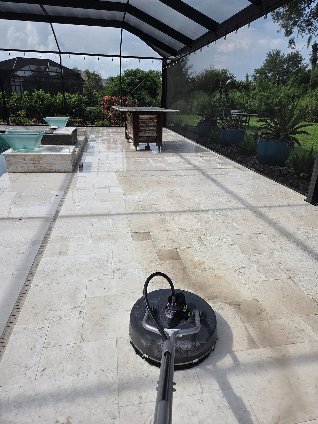 Annual Maintenance Lain Softwash, Cage and Screen Softwash and Travertine Pool Deck Pressure Washing 