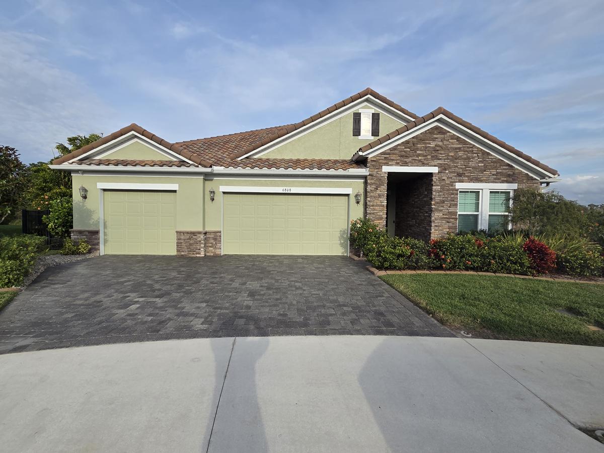 Complete Exterior Maintenance Package in Sarasota, FL Thumbnail