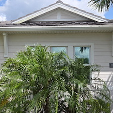 House-Softwash-and-Paver-Driveway-Clean-and-Seal-in-The-Isles-of-Lakewood-Ranch 3