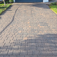 Keeping-these-beautiful-pavers-in-Beachwalk-Community-of-Englewood-looking-new-with-SealThane-Wet-Look 3