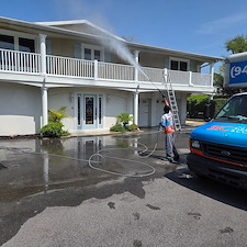 Service-Agreement-Customer-in-Bradenton-House-Washing-and-Travertine-Sealing 6