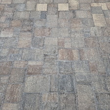 This-homeowner-is-Parrish-had-no-idea-that-we-could-restore-his-paver-driveway-like-we-did 3