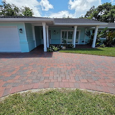 This-paver-driveway-and-pool-deck-project-near-Sarasota-Bay-was-overdue-for-a-deep-clean-and-sealing 4